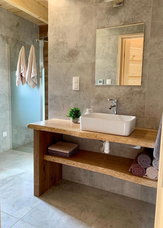 Domki Z Prywatna Sauna- Na Szlaku Milówka Zewnętrze zdjęcie